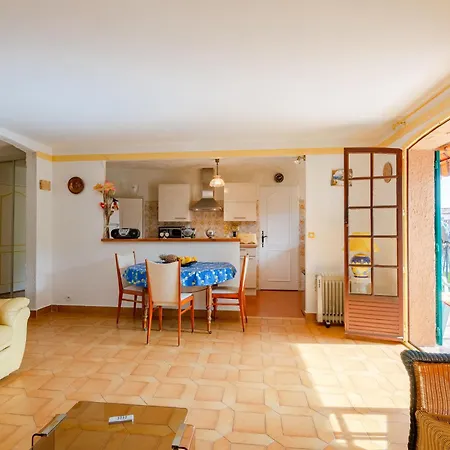 Les Pins By Interhome Διαμέρισμα Saint-Raphaël