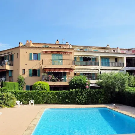 Les Pins By Interhome Διαμέρισμα Saint-Raphaël