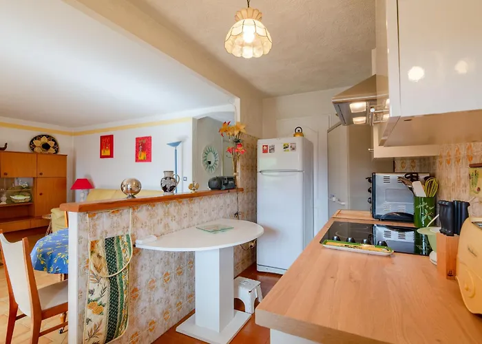 Les Pins By Interhome Saint-Raphaël